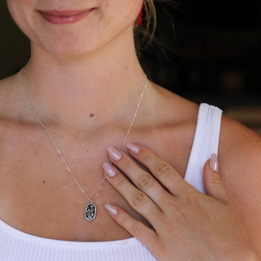 PRE-ORDER FOR JANUARY | Oval Keepsake Necklace