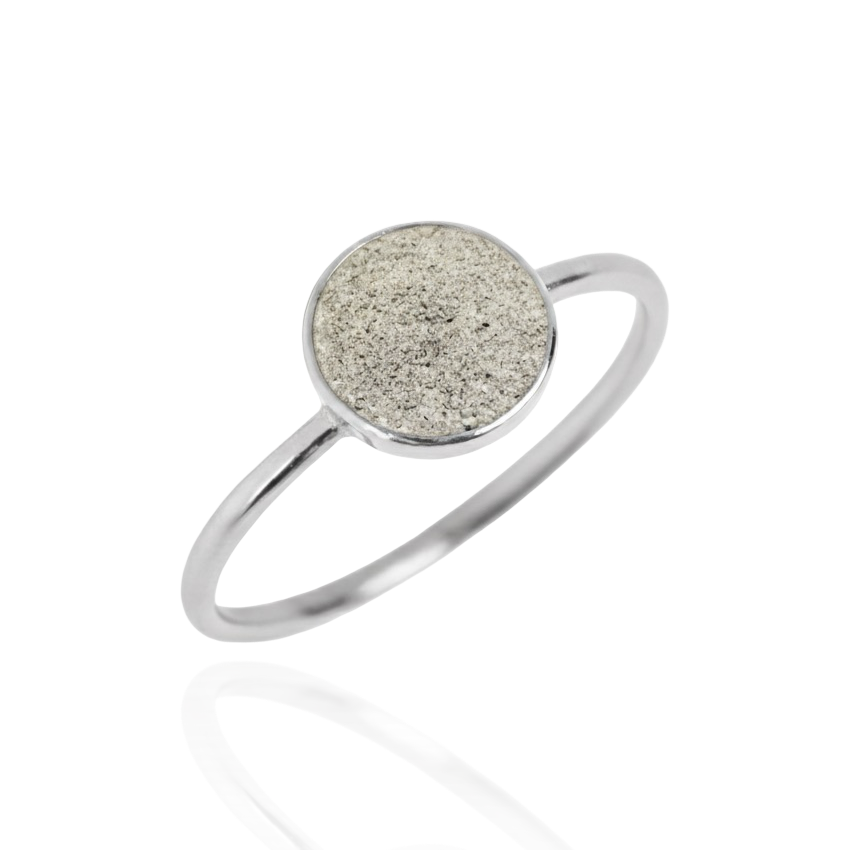 Circle Keepsake Ring